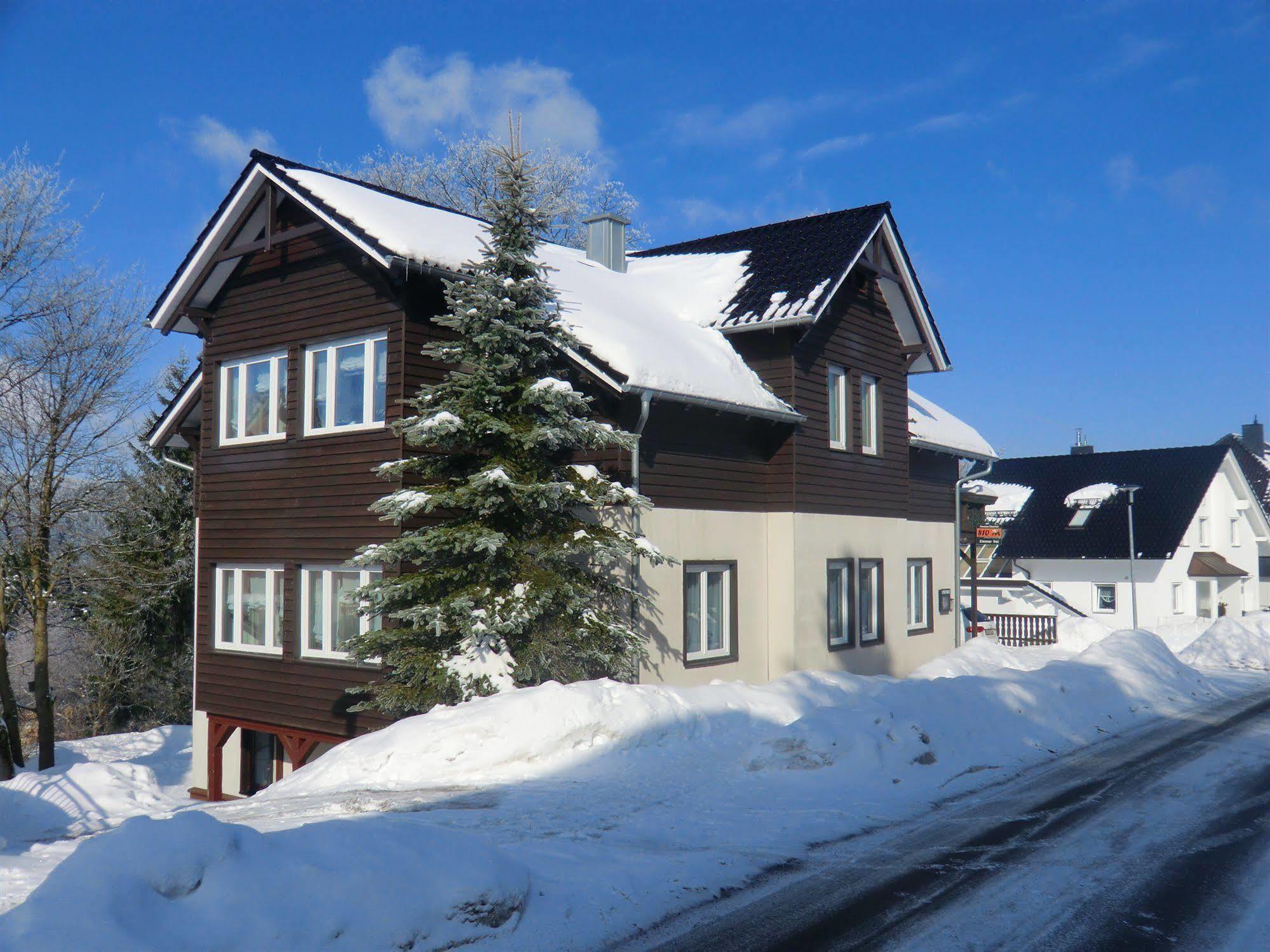 & Oberhof 810 M Oberhof (Thuringia)